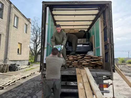 Глава района Роберт Искандаров доставил гуманитарную помощь в зону специальной военной операции