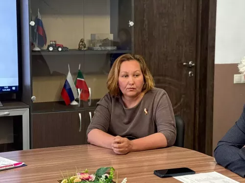 Помощь после пожара, ива и свет в гаражах: в Менделеевске рассмотрели обращения граждан