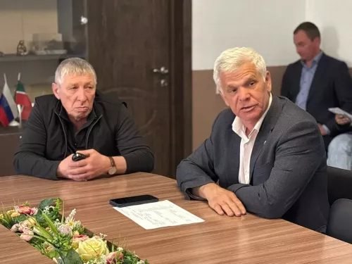 Помощь после пожара, ива и свет в гаражах: в Менделеевске рассмотрели обращения граждан