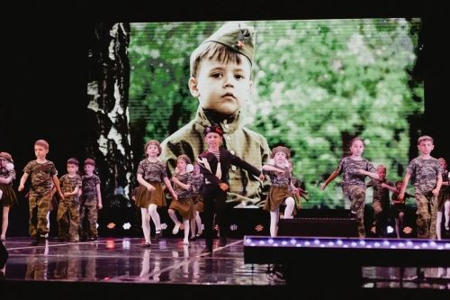 39-й отчётный концерт «Кристалла» прошёл в Менделеевске: «Гордость поколений»