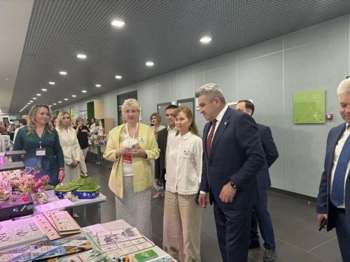 Гидропоника и авторские методики: чем педагоги Менделеевска удивили на форуме в Казани