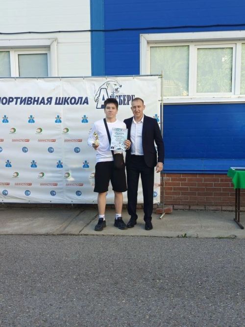 Хоккейная команда «Айсберг» из Менделеевска завершила сезон в десятке лучших школ Татарстана