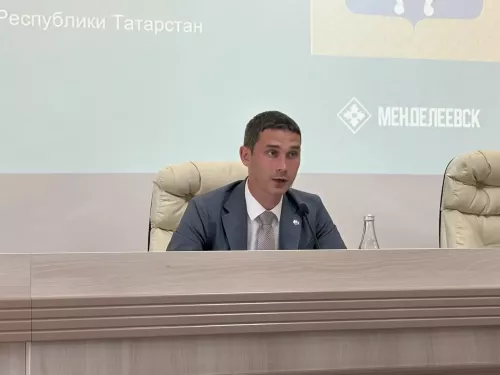 Роберт Искандаров поручил усилить безопасность на четырёх массовых мероприятиях в Менделеевском районе