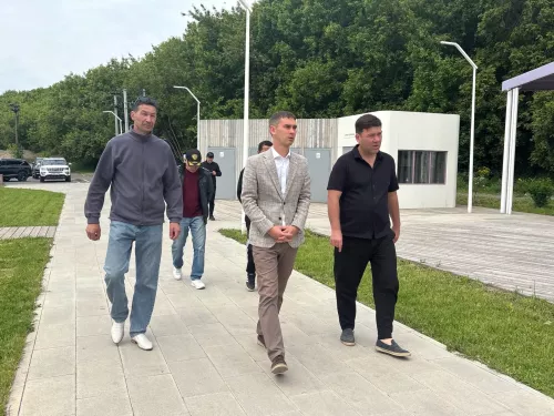 Глава Менделеевского района Роберт Искандаров осмотрел ход подготовки к открытию летнего сезона