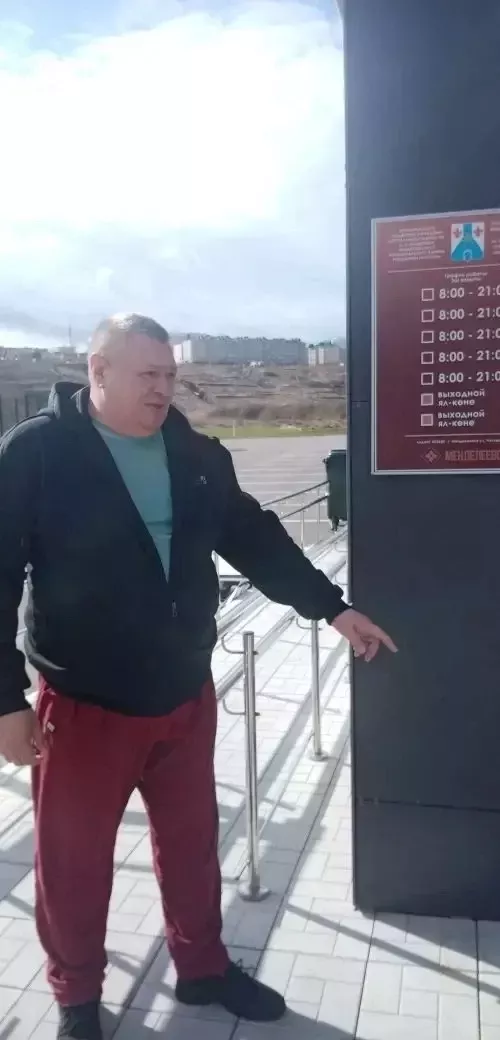 Исполком и общество инвалидов проверили пандусы и подъёмники в социальных объектах Менделеевска