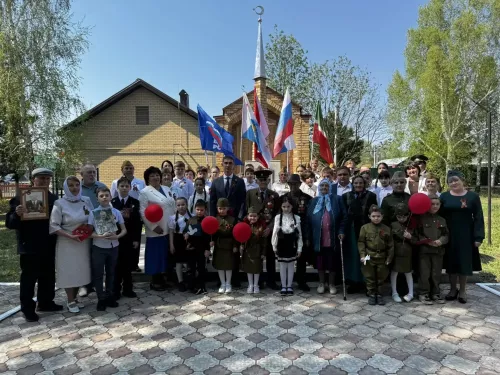 В селе Бизяки прошёл митинг в честь 81-й годовщины Победы
