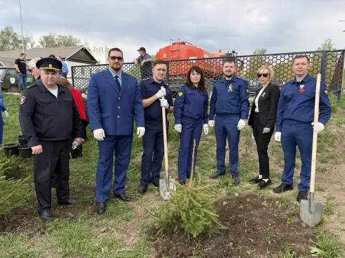 В Менделеевске высадили 81 ель в рамках акции «Сад памяти»