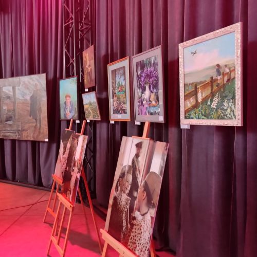 В куполе «Атмосфера» проходит арт-гостиная «Купол Мира. Дети»