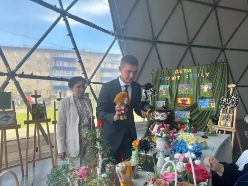 В куполе «Атмосфера» организована выставка народных умельцев