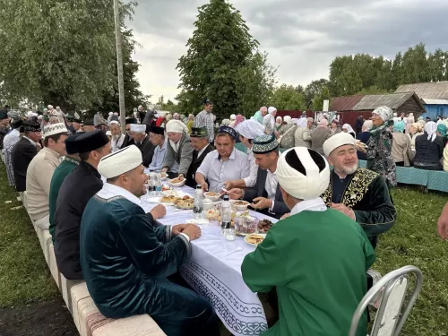 В селе Татарское Текашево Менделеевского района открыли новую мечеть