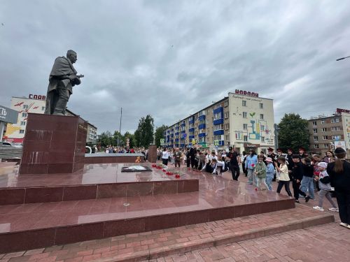 В Менделеевске прошёл митинг к Дню памяти и скорби у Вечного огня