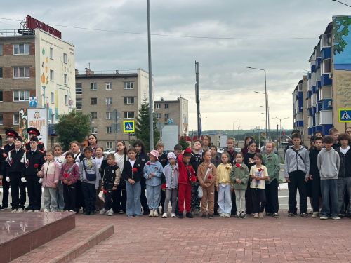 В Менделеевске прошёл митинг к Дню памяти и скорби у Вечного огня