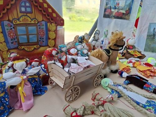 В приюте «Камские зори» завершился проект «Кукольный фургончик» – победитель гранта «Лукойла»
