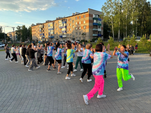 В Менделеевске участницы собрались на тренировку в рамках летнего проекта «Купол. Фит»