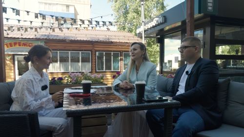 В новом выпуске подкаста «ПРО людей и для людей» — режиссёры фильма «Осколки трёх времен»