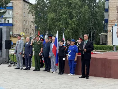 В Менделеевске прошёл митинг в День ветерана боевых действий