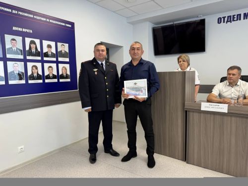 Дәүләт автомобиль инспекциясе 90 еллыгын Менделеевскида тантаналы уздырды