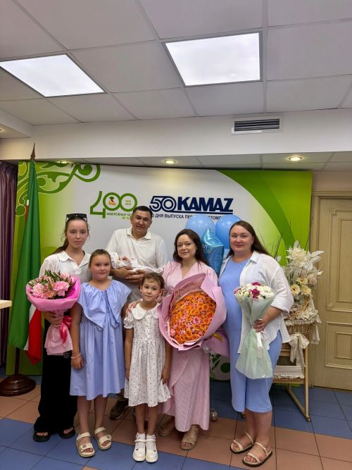 В семье Каниповых из Менделеевска родился сын Айдан