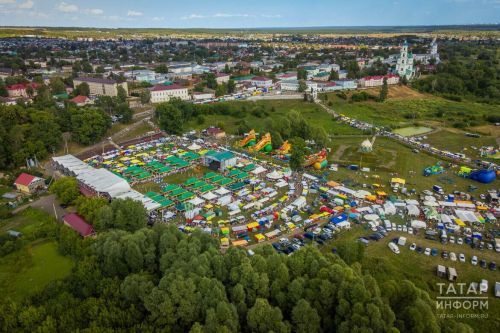 В Елабуге открылась Спасская ярмарка с 740 мастерами из 16 регионов