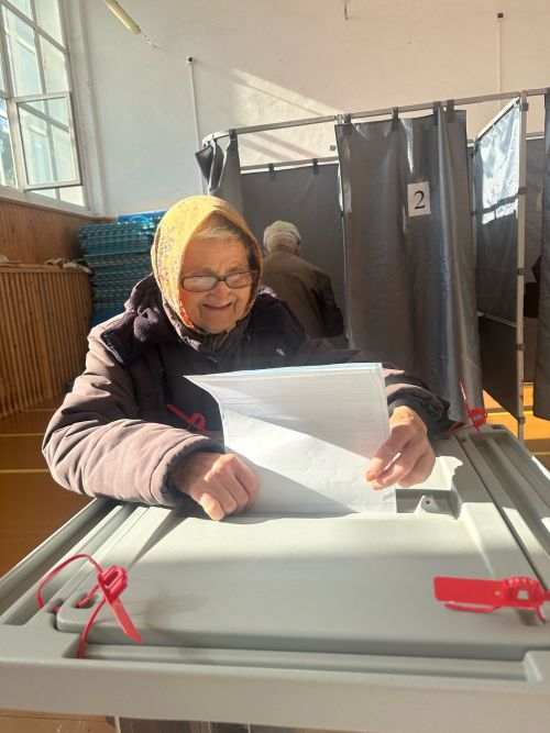 Гражданский долг исполнила 81-летняя менделеевчанка