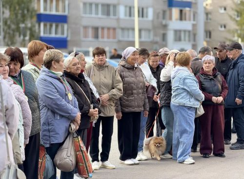 В Менделеевске чествовали пенсионеров химического комплекса «Аммоний»