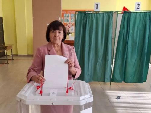 Глава Союза пенсионеров Менделеевского района проголосовала