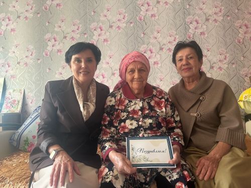 Ветеран химзавода Галия Шарафутдинова отметила 90-летний юбилей