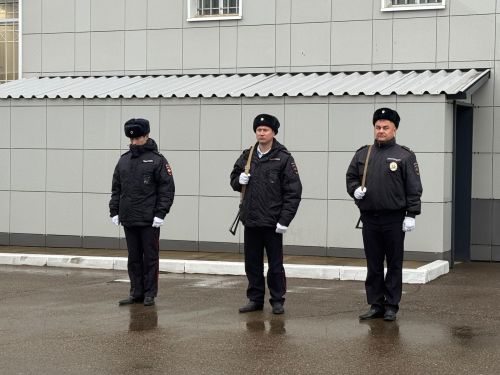 В Менделеевске прошёл День памяти погибших сотрудников МВД
