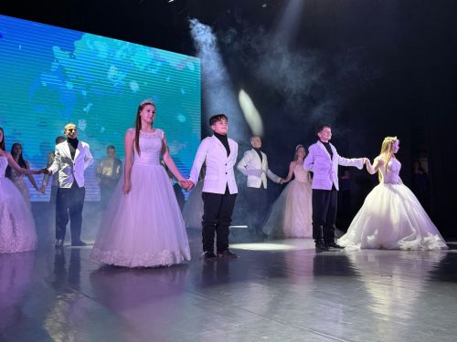 В Менделеевске проходит показ музыкального спектакля «Русалочка»
