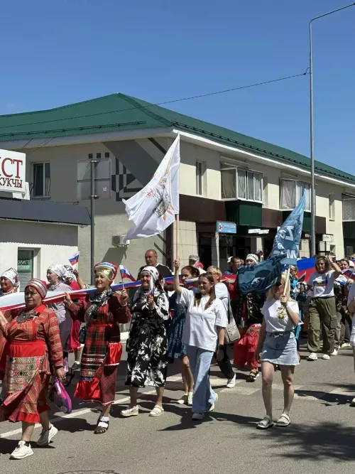 Парад дружбы народов в Менделеевске