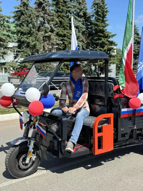Парад дружбы народов в Менделеевске