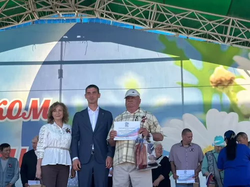 Парад дружбы народов в Менделеевске