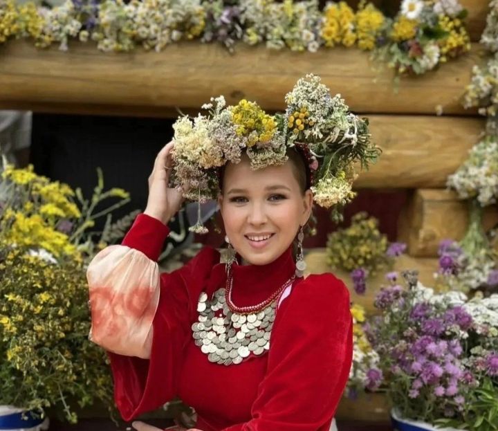 Яна Шалаумова выступила на республиканском празднике кряшенской культуры в Мамадыше