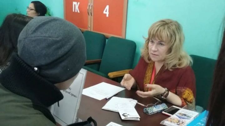 На ярмарке вакансий в Менделеевске предлагалось более 60 вакансий