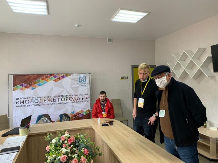 Депутат Государственного Совета РТ Айрат Зарипов посетил «Яшьлек»