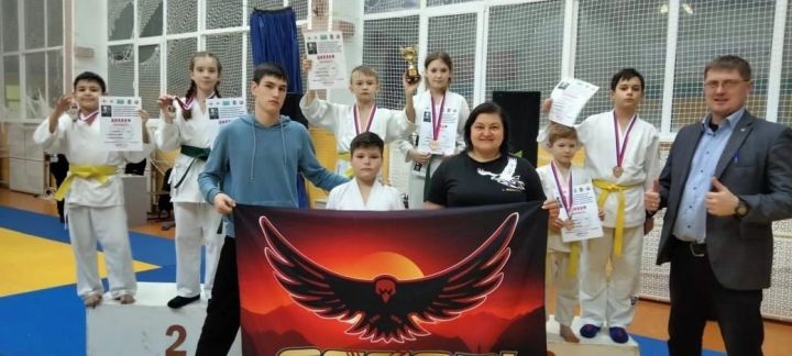 Спортсмены клуба «Сатори» завоевали шесть медалей в армейском турнире по рукопашному бою