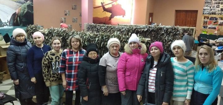 Сотрудники детского сада №10 Менделеевска включились в общее дело