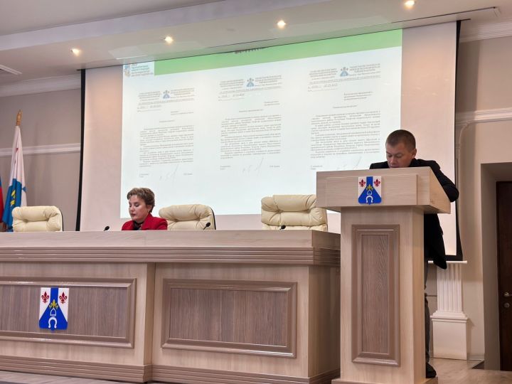 Заместитель руководителя исполкома по городскому хозяйству сообщил о проведении месячника по посадке деревьев