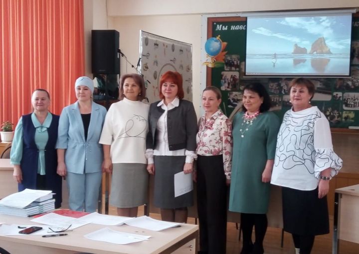 В Менделеевске прошел муниципальный этап Всероссийского конкурса мастер-классов учителей родного языка и литературы «Туган тел»