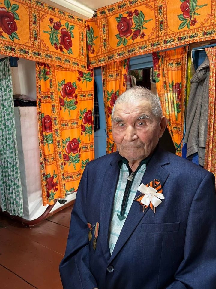 Житель села Ильнеть Николай Алексеев отметил 90-летие