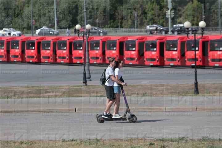 В России хотят снизить разрешенную скорость для электросамокатов