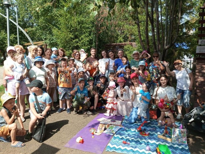 В Менделеевске открылось сообщество «Мамочки Менделеевска»