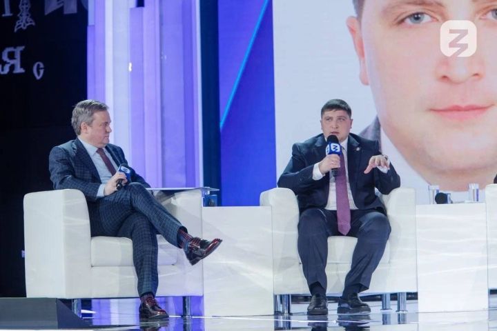 Менделеевск районы башлыгы Радмир Беляев Татарстан командасы белән бергә «Кече Ватан — Россия көче» Бөтенроссия муниципаль форумында катнашты