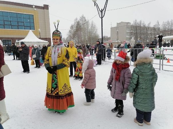 Рождественская ярмарка в Менделеевске приглашает всех на гуляния