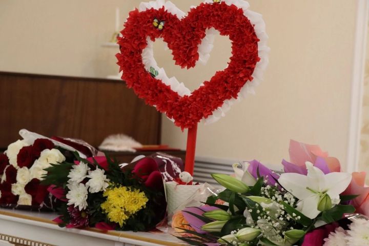 Татарстанцы выбрали красивую дату 10.10.2024 для свадьбы