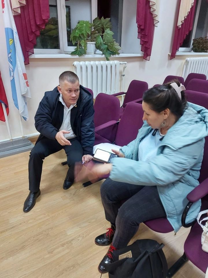 Депутат горсовета Алена Мокеева провела прием граждан