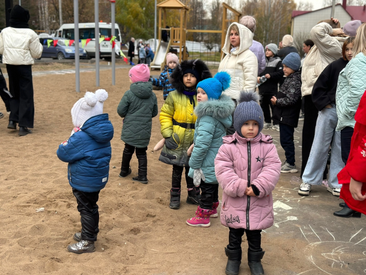 В Менделеевске состоялся яркий праздник двора