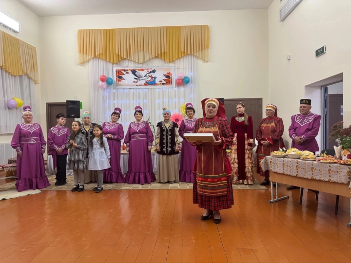 В Сетяковском клубе совместно с Татарско-Текашевским клубом проведена театрализованно-концертная программа «Бэби туе»