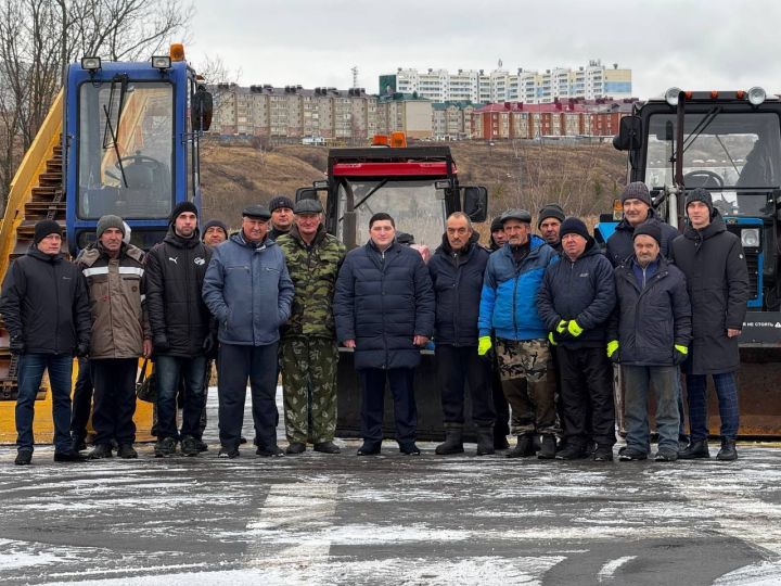 В Менделеевске проверили готовность снегоуборочной техники