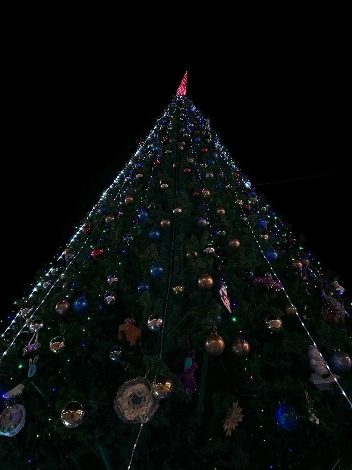 В Менделеевске запущен районный конкурс на лучшее новогоднее оформление